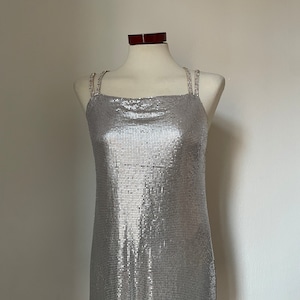 Haut en métal Kate | Cotte de mailles en cristal, maille, soirée, boîte de nuit, paillettes, strass, diamant, tenue de festival, vacances d'été, idée cadeau Rave