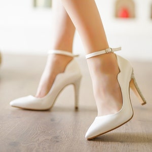 wedding dress stiletto stylish design slim heel elegant bridal shoes
