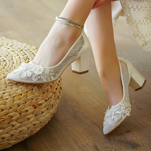 short heels/tulle/lace embroidery/thick heels/comfortable bridal shoes/elegant design/customized