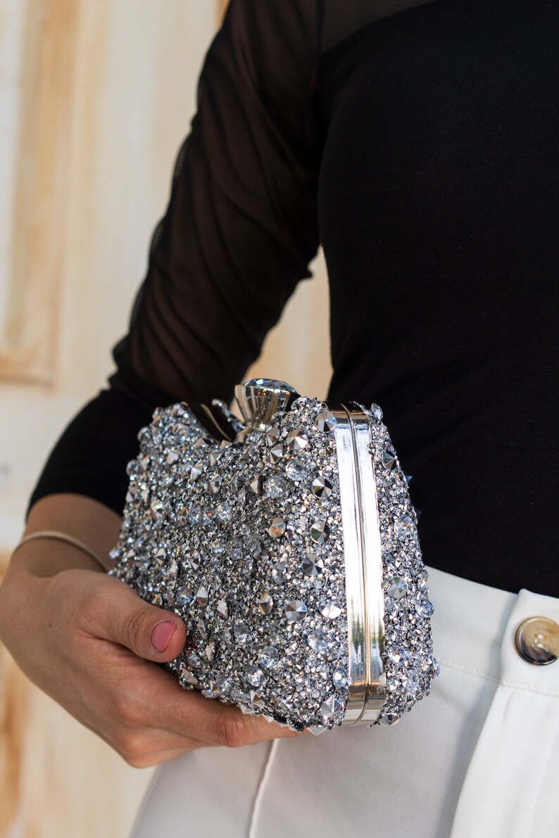 Luxus Silber Stein Verschönerte Silber Detaillierte Tasche für Hochzeiten und Besondere Anlässe Bild 2