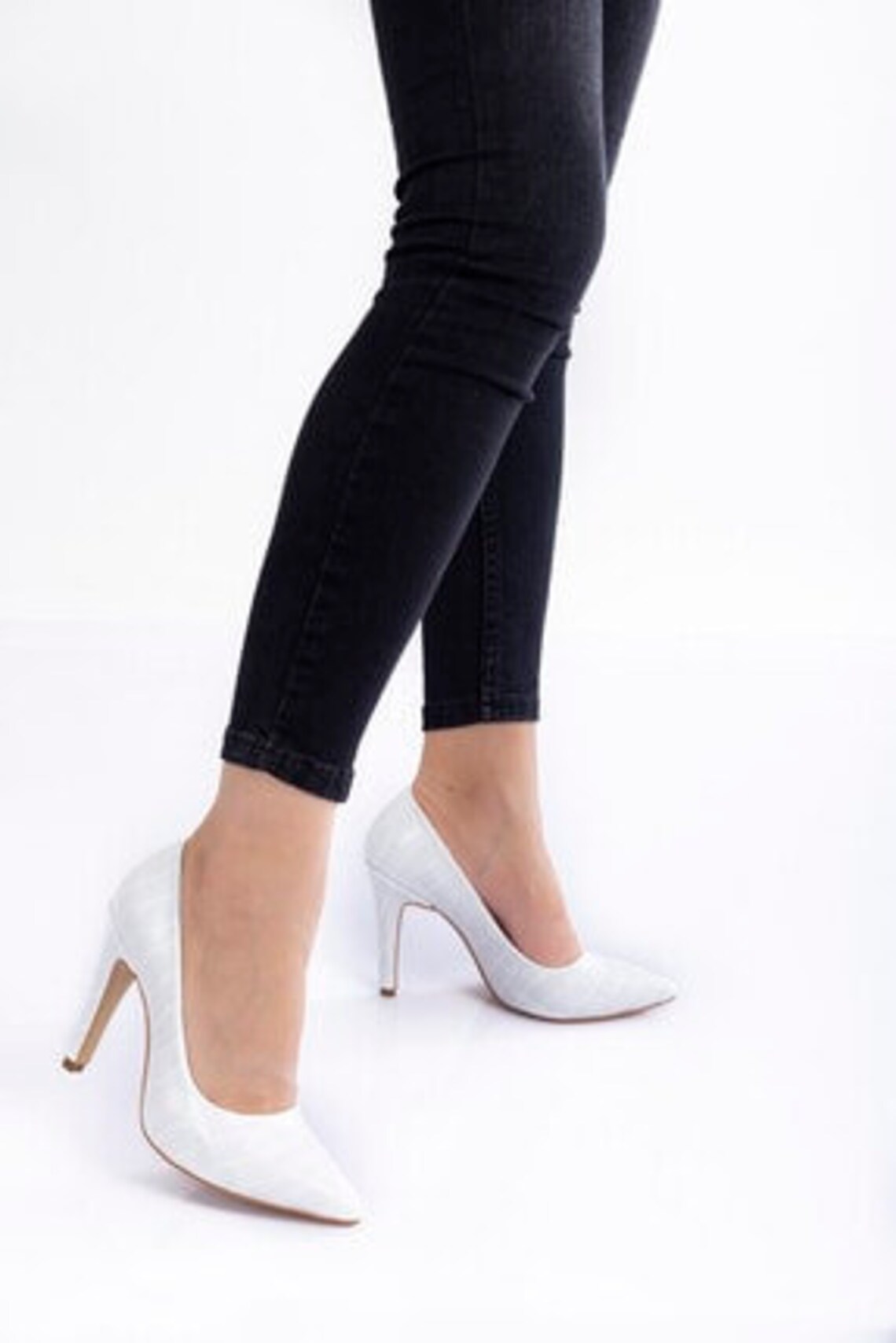 wide fit white stilettos