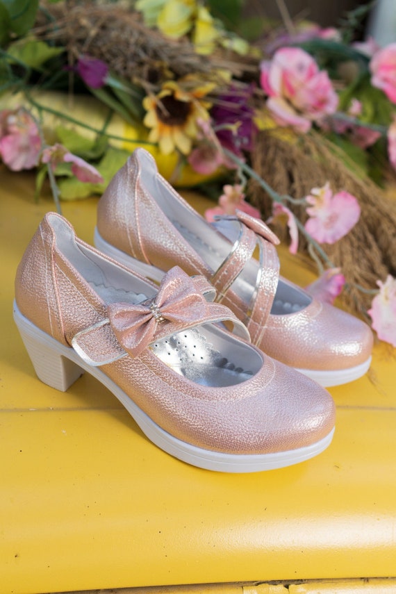 Zapatos de tac n con purpurina para ni a Mercedita con purpurina