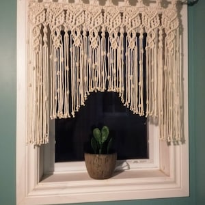 Makramee Vorhang / Makramee Volant / Küchenvorhang / Fenstervorhang