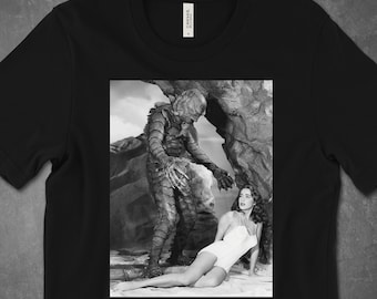 Creature From the Black Lagoon Vintage Horror Movie Swimsuit Photo Men's Women's Unisex T-shirt / Halloween Shirt / Horror Tshirt