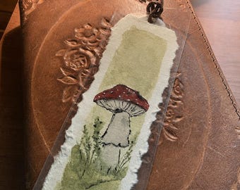 Marcapáginas de seta pintado a mano, acuarela original sobre papel teñido con té, regalo para amantes de los libros con encanto de zorro.