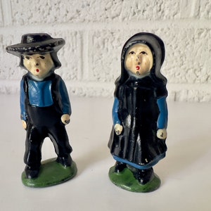 Vintage Amish Man and Woman Figurines