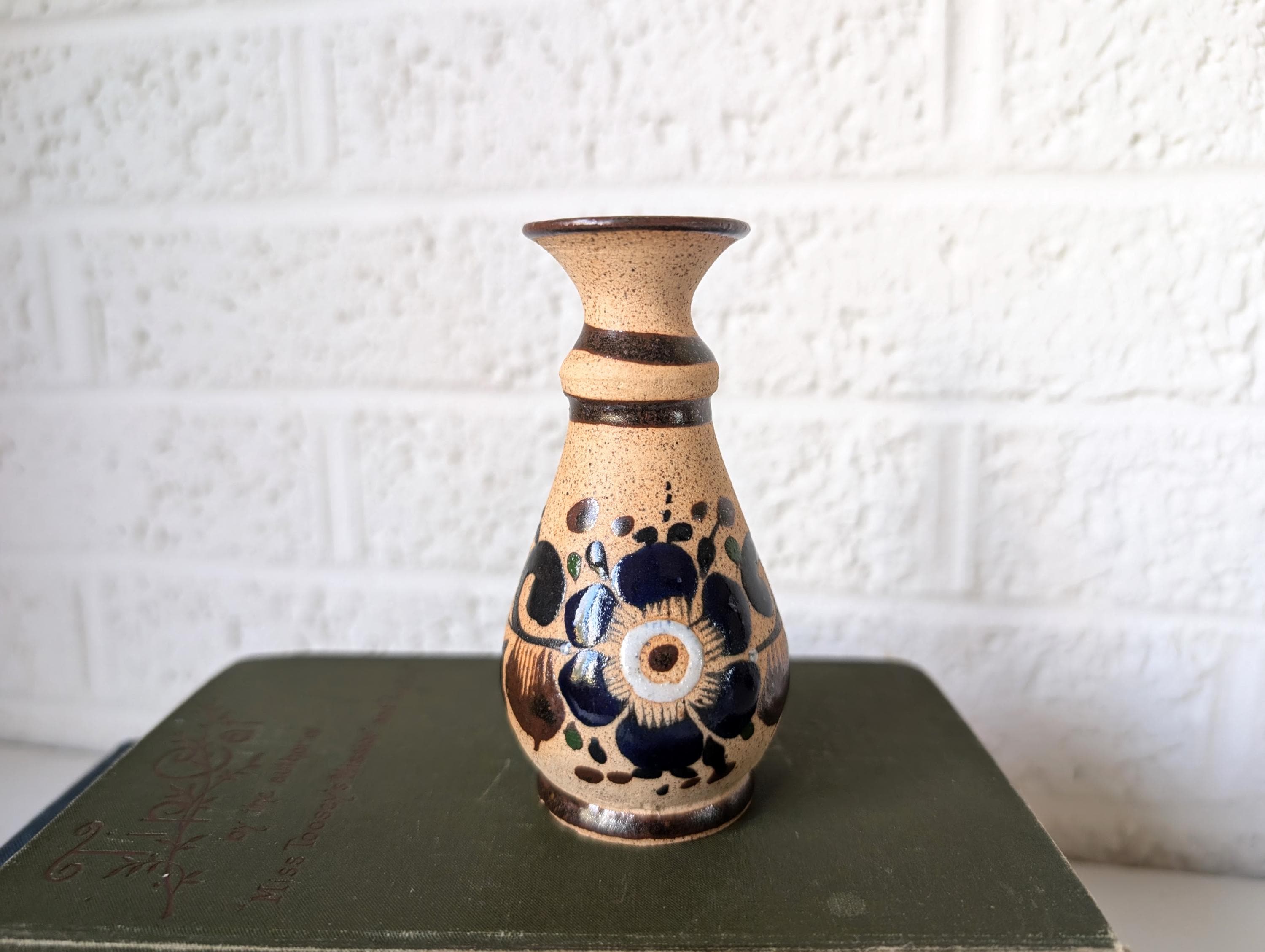小さなヴィンテージ トナラ メキシコ陶器花瓶 | 手描きの民芸品