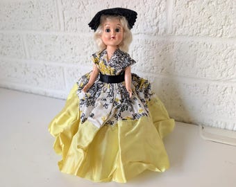 Muñeca vintage Sleepy Eye / Muñeca de plástico / Rubia, ojos azules / 7.375" de alto