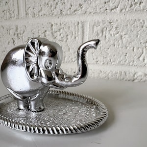Vintage Elephant Ring Holder | Silver Toned Ring Holder