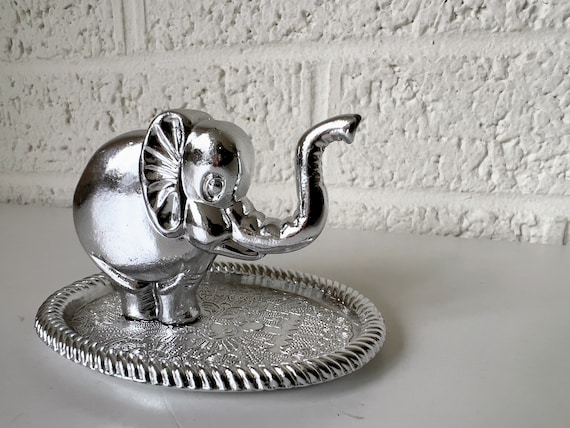 Vintage Elephant Ring Holder | Silver Toned Ring … - image 1