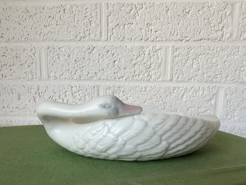 Vintage Swan Ring Dish image 10