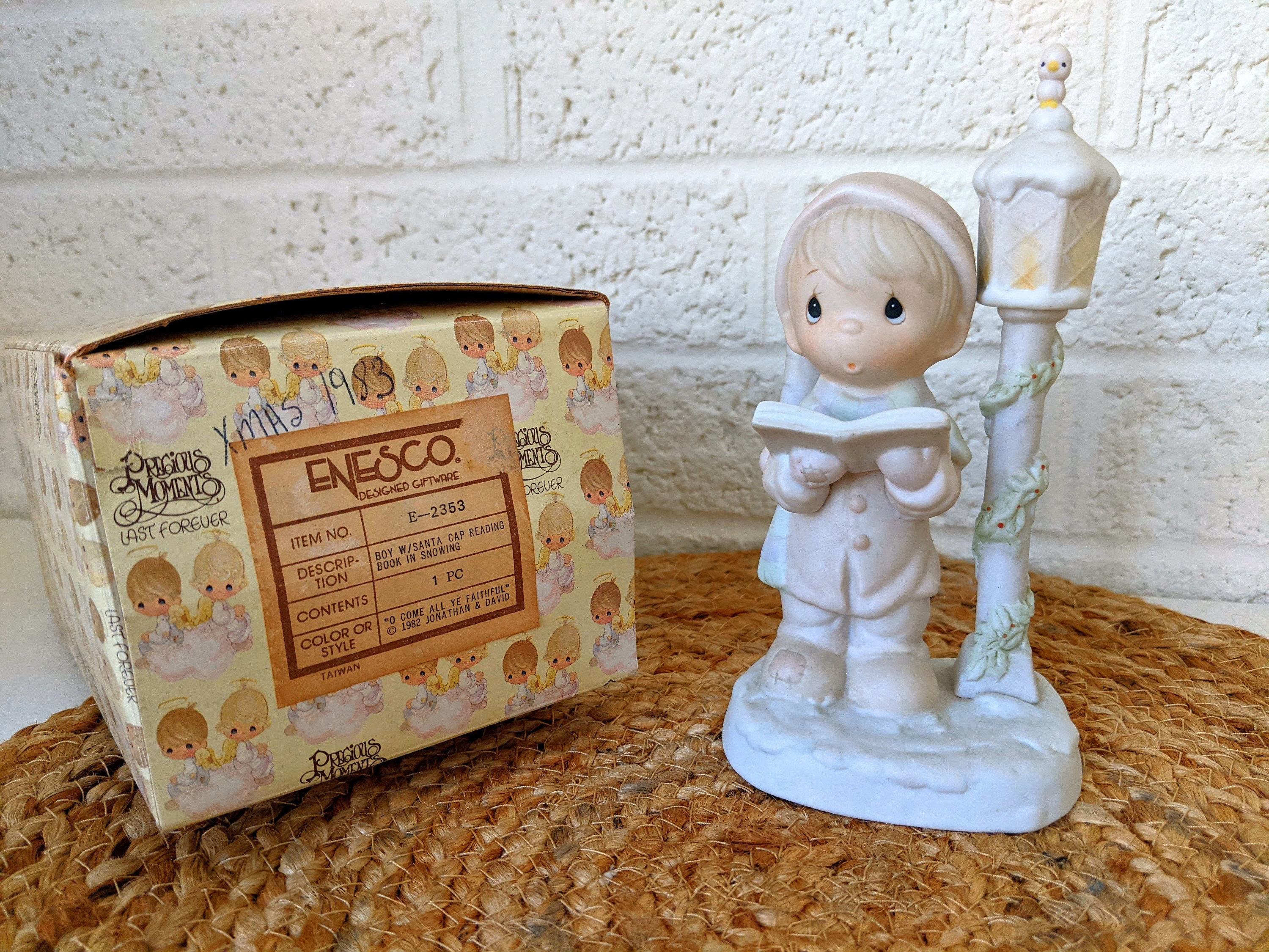 ヴィンテージ プレシャス モーメンツ、「O Come All Ye Faithful