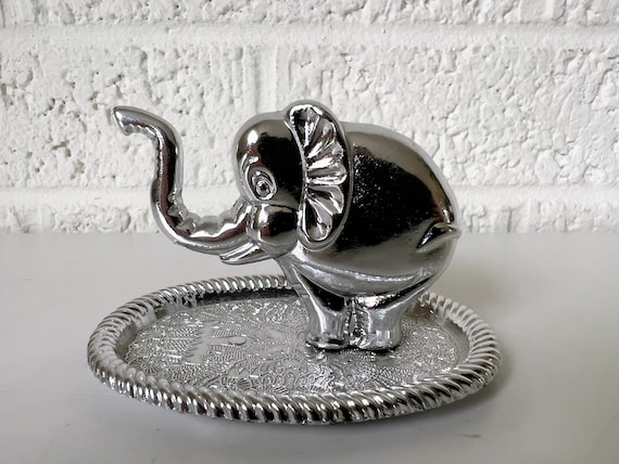 Vintage Elephant Ring Holder | Silver Toned Ring … - image 2
