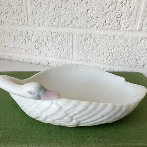 Vintage Swan Ring Dish image 6