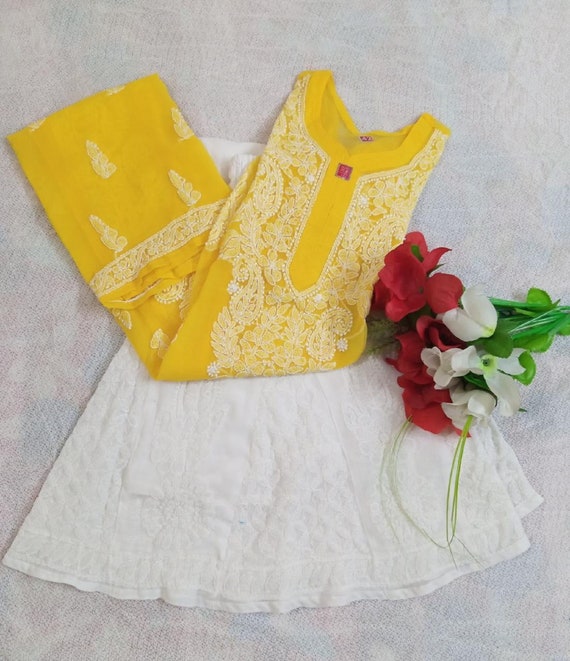 Buy NOZ2TOZ Women Yellow Printed Straight Kurta With Solid White Palazzo  Online at Best Price | Distacart