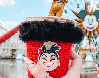 Herzkönigin Alice im Wunderland Kaffeewärmer | Tassenärmel | Häkeltasse gemütlich |