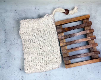 Wooden soap dish With Soap Saver Sisal Bag, Natural wood, Soap holder tray, gift, Natural Sisal Soap Saver Pouch,Exfoliating Soap Pouch PAIR
