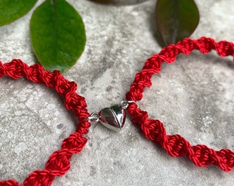 Magnetic Heart Couple Bracelets: Minimalist Friendship Jewelry
