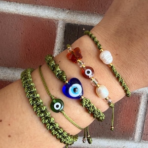 Grünes Evil Eye Armband: Olive Cord, Militärgrün