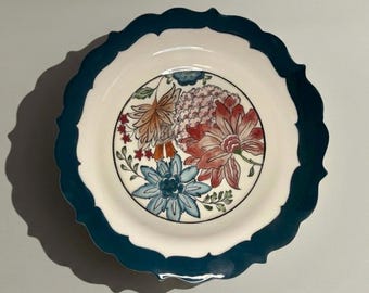 Prato de cerâmica pintado à mão | Prato decorativo de parede | Cerâmica com estampa floral | Decoração exclusiva para casa | Presente de boas-vindas | Cerâmica artesanal