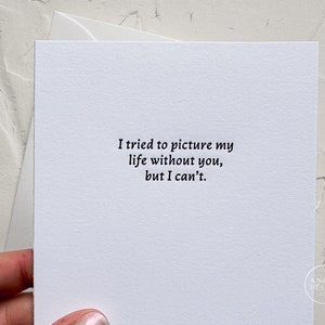 Cartão Cheesy Love - "Tentei imaginar minha vida sem você, mas não consigo" - Cartão tipográfico com envelope