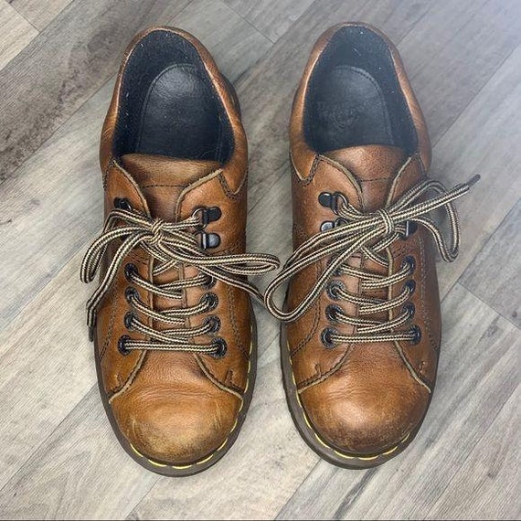 Dr. Martens | Vintage Brown Oxford Shoes