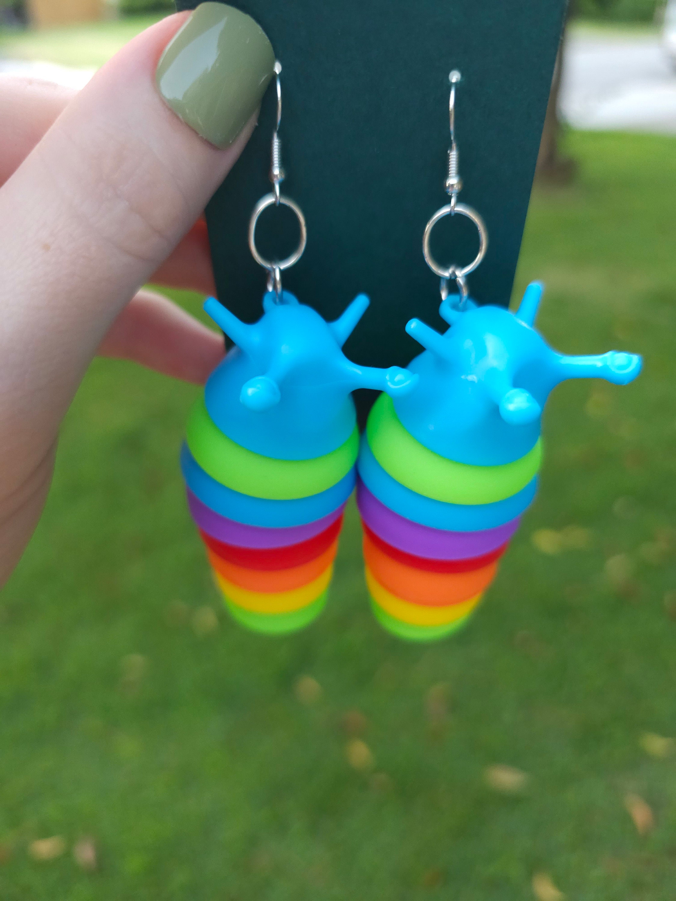 2pc Fidget Slug Dangle Earrings, Rainbow Earrings, Fun Novelty Gift ...