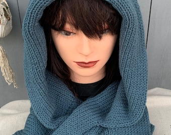 Knit hoody/scarf