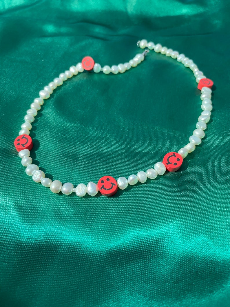 Be Happy Pearl Necklace
