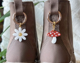 SET | Red Mushroom and Daisy with Honey Calcite Crystal Boot Charms, Pull Loop Charms, Shoe and Bag Charms, Boot or Sneaker Clip, Keychain