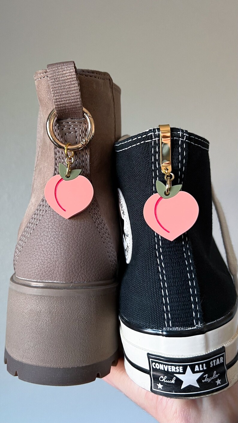 ONE Peach Fruit Boot Charm Shoe Clip Accessory Pull Loop, Shoe Charm, High Top Sneaker and Boot Clip, Acrylic Shoe Keychain not a pair image 1