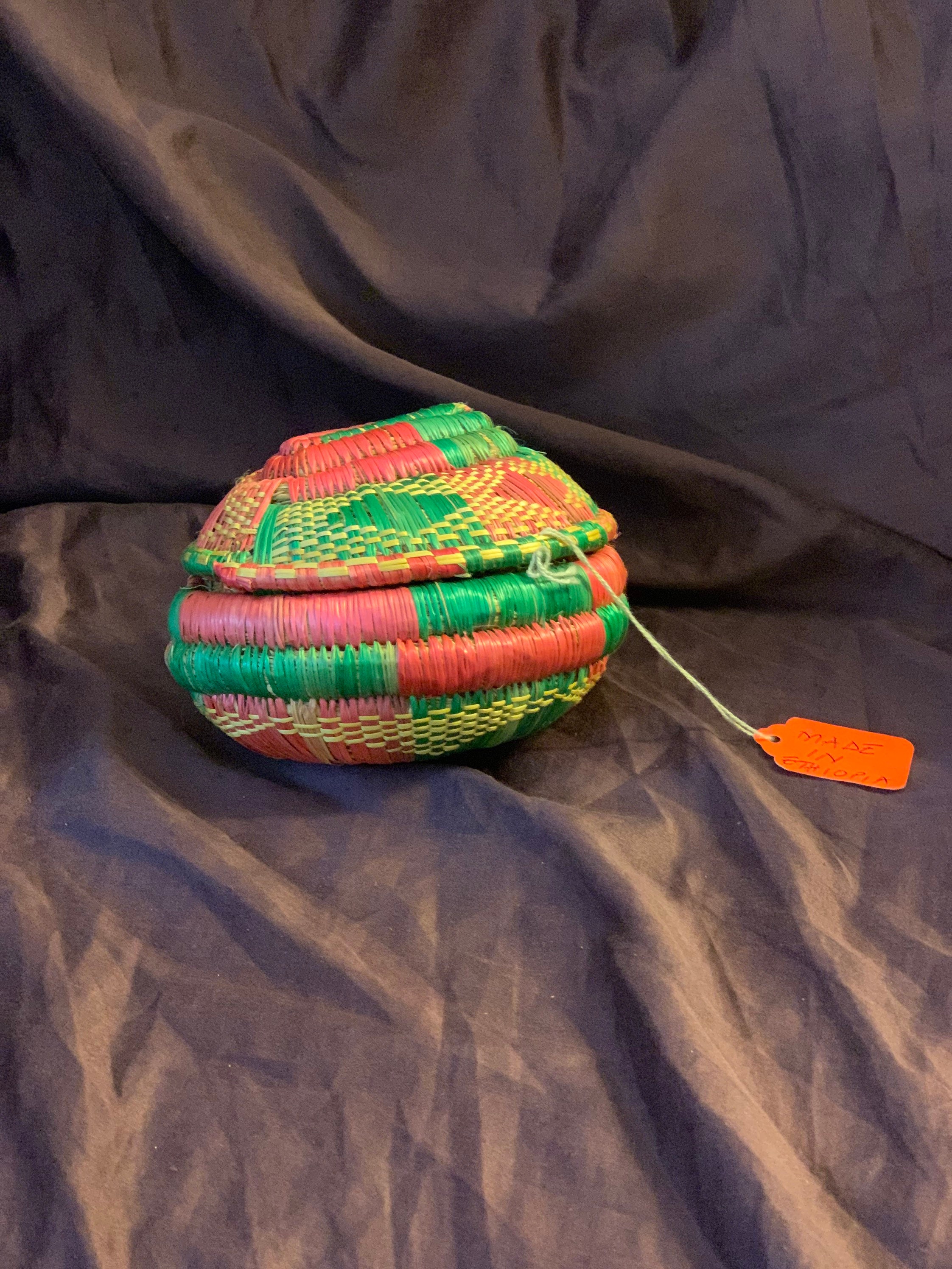 Authentic Ethiopian hand woven Habesha Mesob basket with lid Etsy