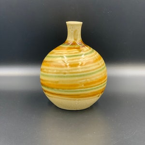 Beautiful Vintage Japanese ceramic gloss ball vase