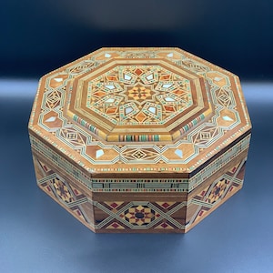 Authentic handcrafted Mother Of Pearl Inlaid Marquery Mosaic Octagonal Jewelry Box