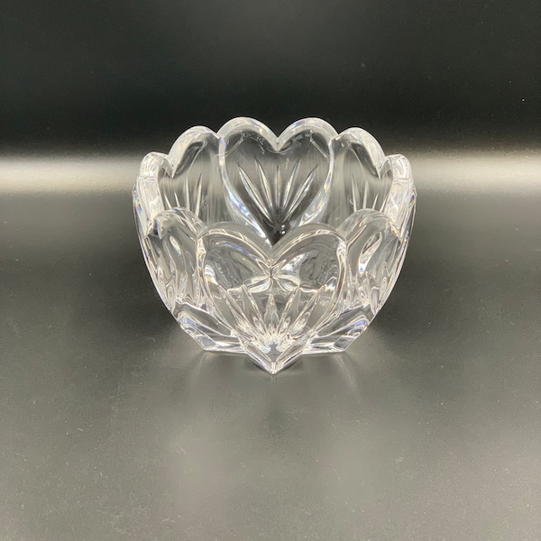 Waterford Crystal Marquis Scalloped Bowl heart design