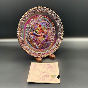 Red Fenton Carnival Glass Mother&#39;s Day Plate 1979 &quot;Madonna of the Rose Hedge&quot;  with wooden stand / Virgin Mary with baby Jesus