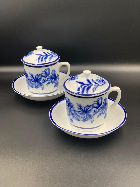 Williams Sonoma Blue Floral Porcelain Tea Cup with Lid & Saucer (Set of 2)