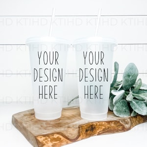 Maqueta de taza fría / 24 oz venti helado sin maqueta de logotipo / archivos JPEG y PNG / maqueta de 2 tazas de granja