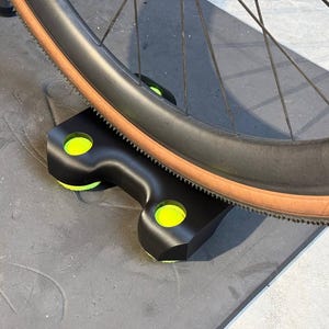 Bike Trainer Wheel Riser Block with Tennis Ball Vibration Dampener - Indoor Cycling Balance Riser image 1