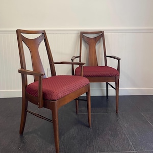 Pair of Vintage Mid Century Walnut Armchairs – Sculptural MCM Accent or Dining Host Chairs