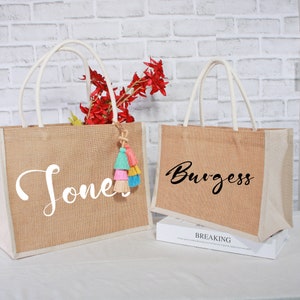 Custom Beach Bag,Bridesmaid Tote Bag,Burlap Tote Bag,Personalized Jute Bag for Bridesmaid,Burlap Tote With Name,Bridal Party Gift