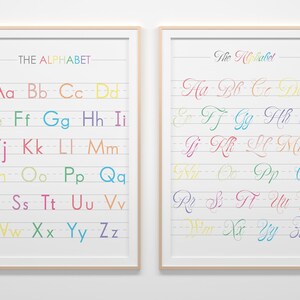 レインボーアルファベットポスター、手書きの活字体と筆記体のアルファベット、教育用壁アート印刷物、ホームスクール教室の装飾、ABCポスター