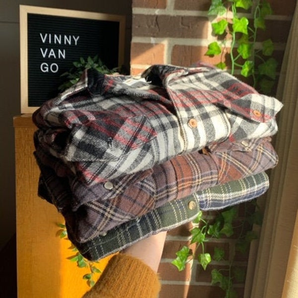 MYSTERY VINTAGE FLANNEL 90's Boho Style | Oversized Grunge| Retro | Button Up |  Cozy Winter Layering Button Down | Plaid and Solid