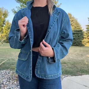 Vintage Bill Glass Denim Jacket with Lime Green Thread Top Stitch Retro Neon Jean Jacket Fall Retro Grunge Oversized Hippie 1980 Fashion zdjęcie 7