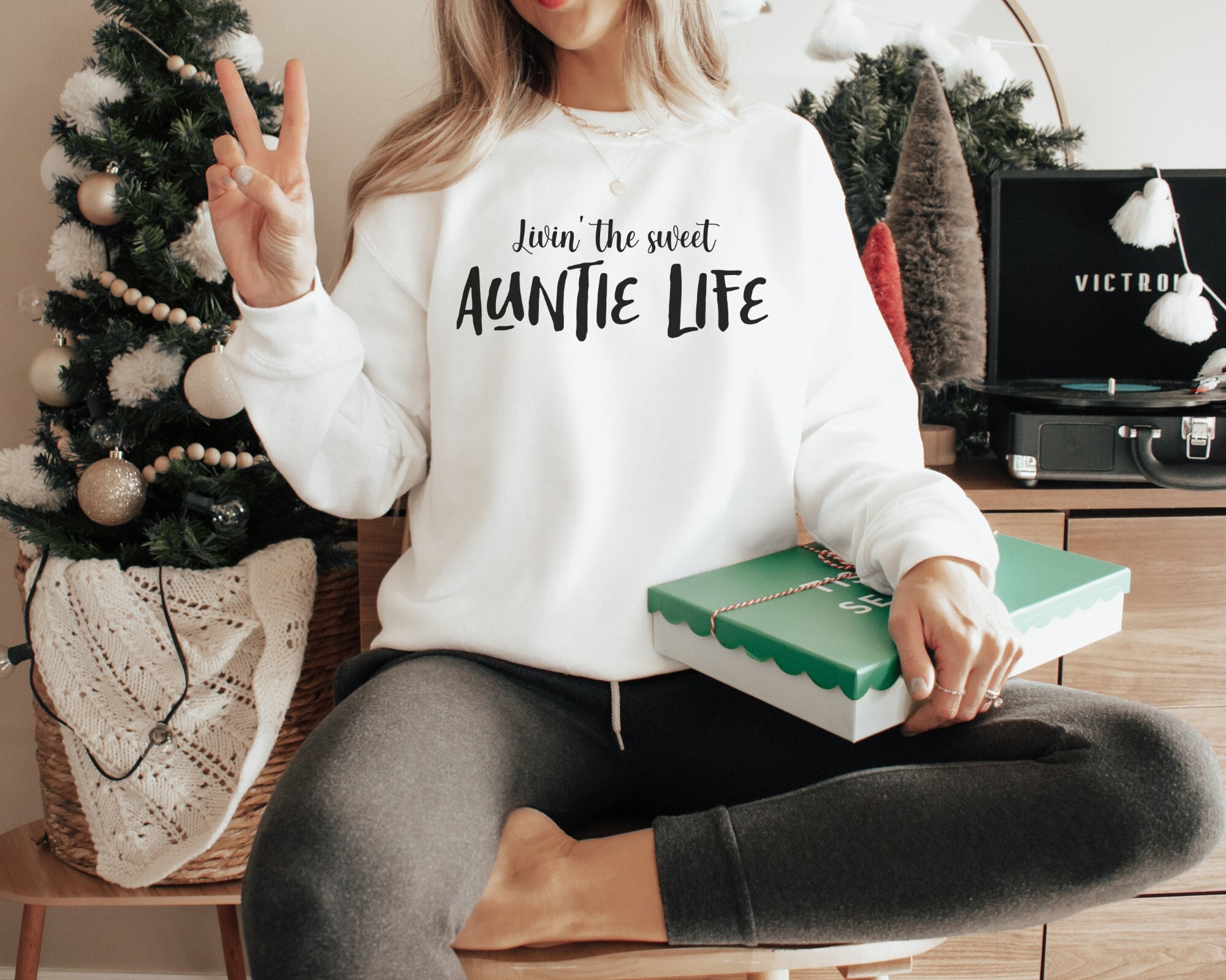 Pregnancy Announcement Aunt Sweatshirt Gift For Aunt Aunt Life Unisex Crewneck Sweatshirt