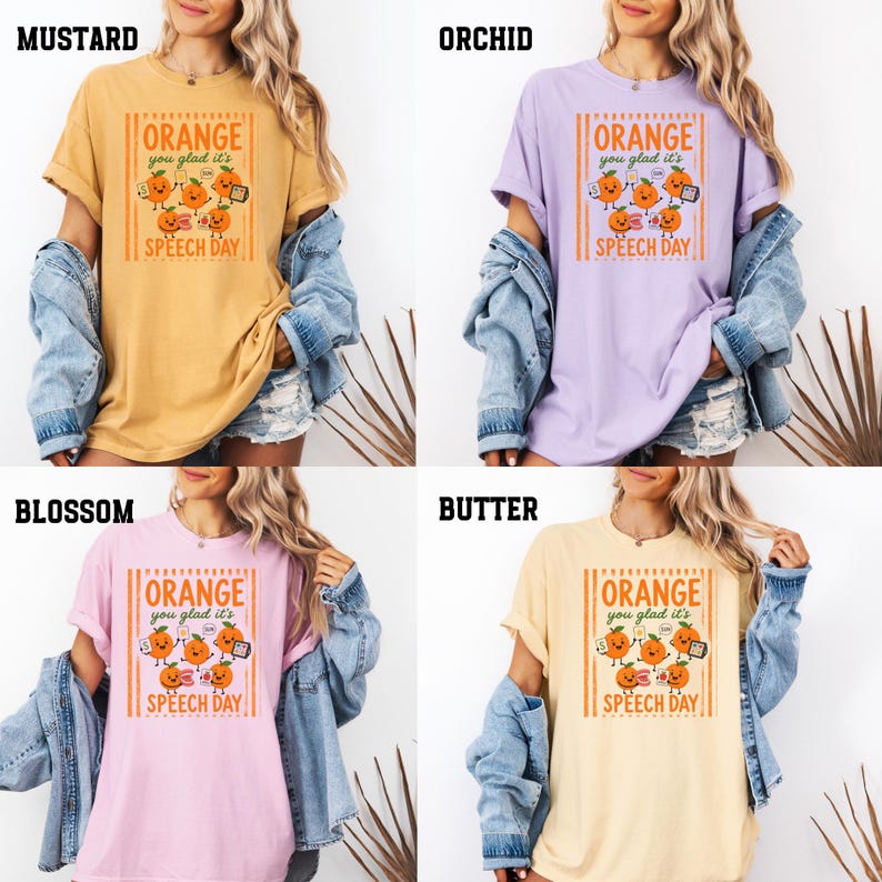Pu&ograve; includere: Una collezione di quattro magliette a maniche corte nei colori senape, orchidea, fiore e burro. Ogni maglietta presenta una stampa grafica di arance cartoon con il testo "ORANGE you glad it's SPEECH DAY" all'interno di una cornice rettangolare.