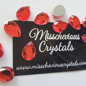 Light Siam Pear Drop 18x13mm &#39;Brilliant&#39; stones