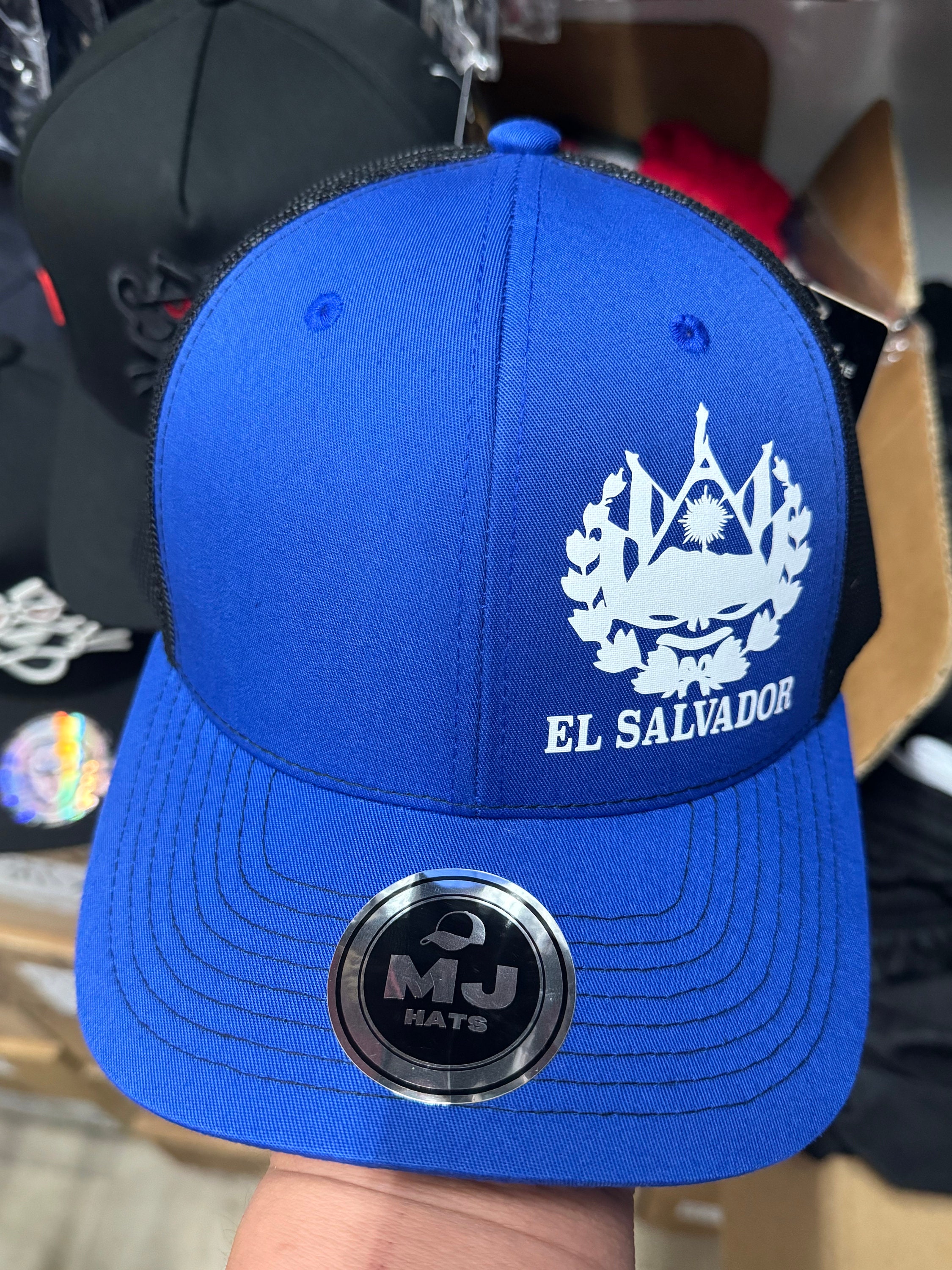 El Salvador Hat | El Salvador | Buckle | Adjustable Snapback  display picture 1