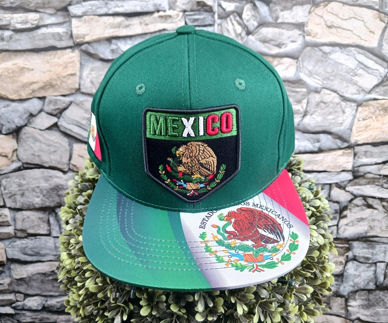 Mexico Coat Of Arms Eagle Aguila Mexicana Vinyl Sticker | X Graphics Shirts
