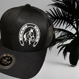Horse Hat | Meshback Adjustable Snapback Cap | Gorra De caballo | logo hecho %100 de vinil